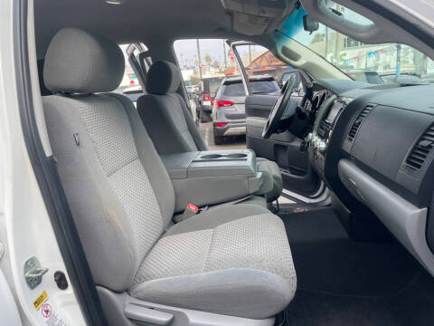 2012 Toyota Tundra Grade