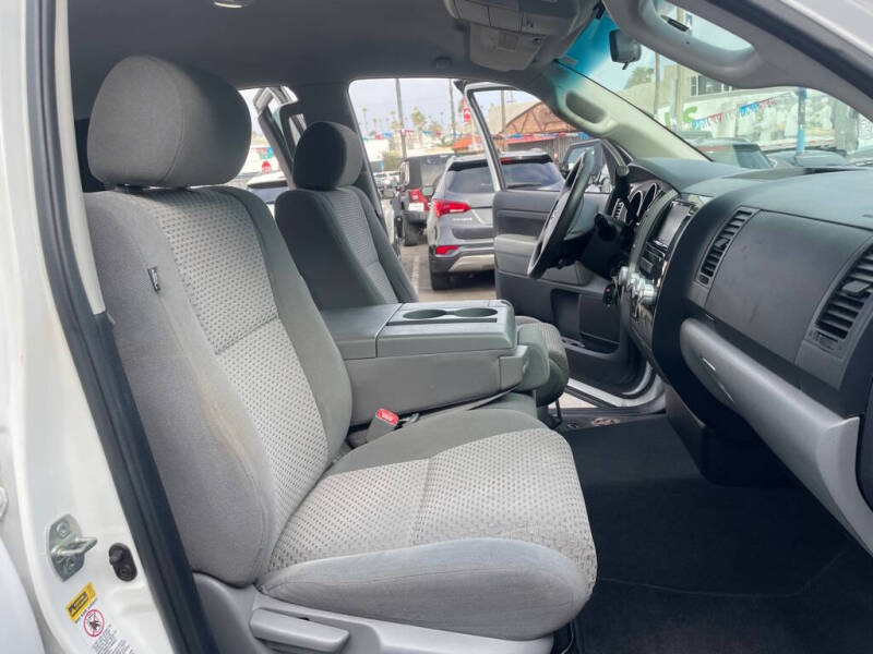 2012 Toyota Tundra Grade