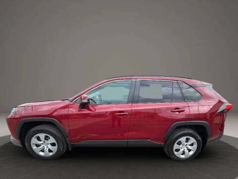 2020 Toyota RAV4 LE