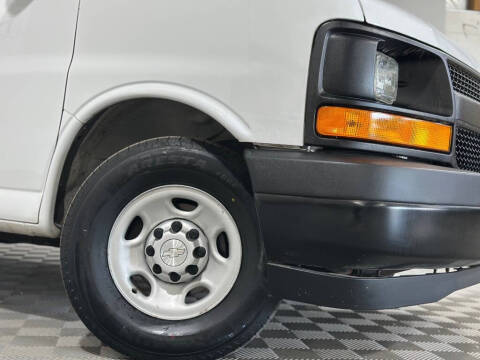 2017 Chevrolet Express 2500