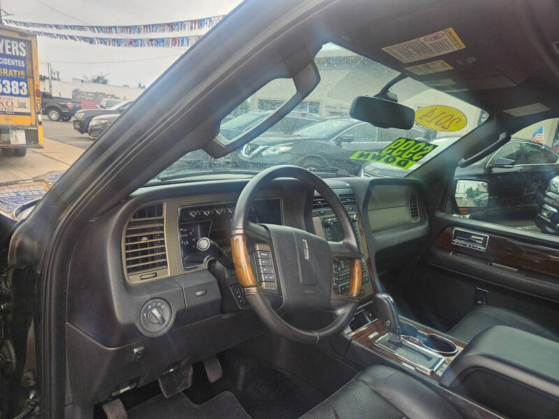 2014 Lincoln Navigator