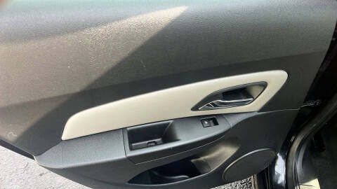 2013 Chevrolet Cruze LS Auto