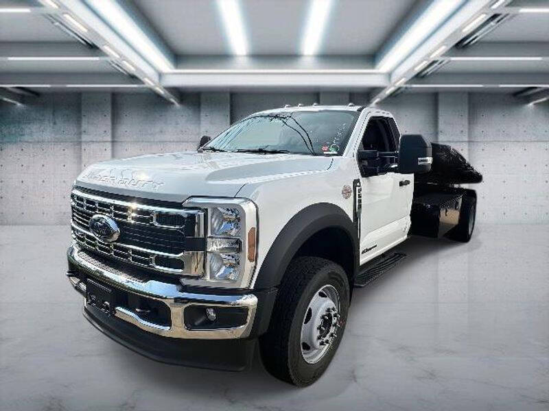 2025 Ford F-600 Super Duty