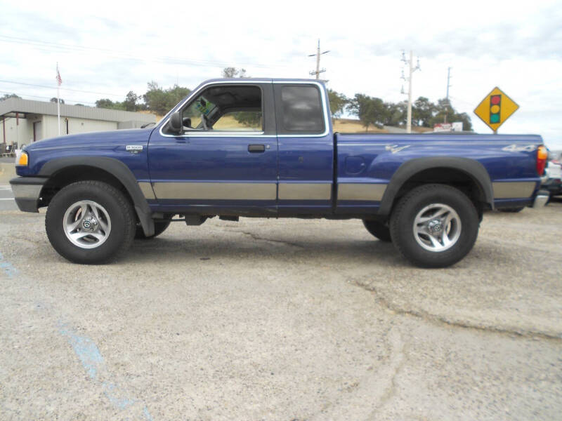 2001 Mazda B-Series B3000 SE