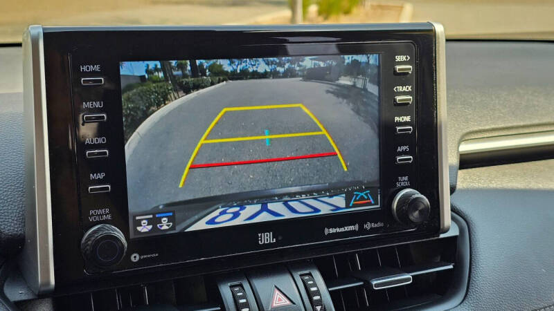 2021 Toyota RAV4 Hybrid XLE Premium