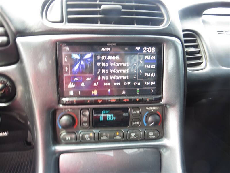 2004 Chevrolet Corvette
