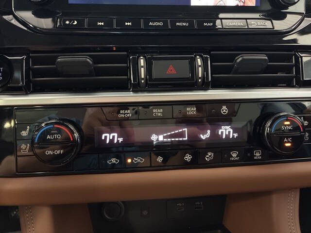 2025 Nissan Pathfinder Platinum