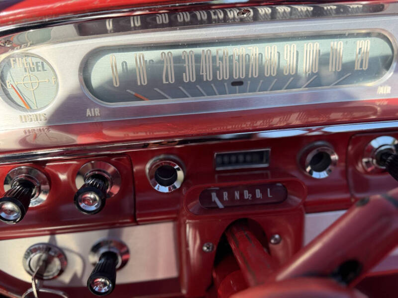 1960 Ford Sunliner