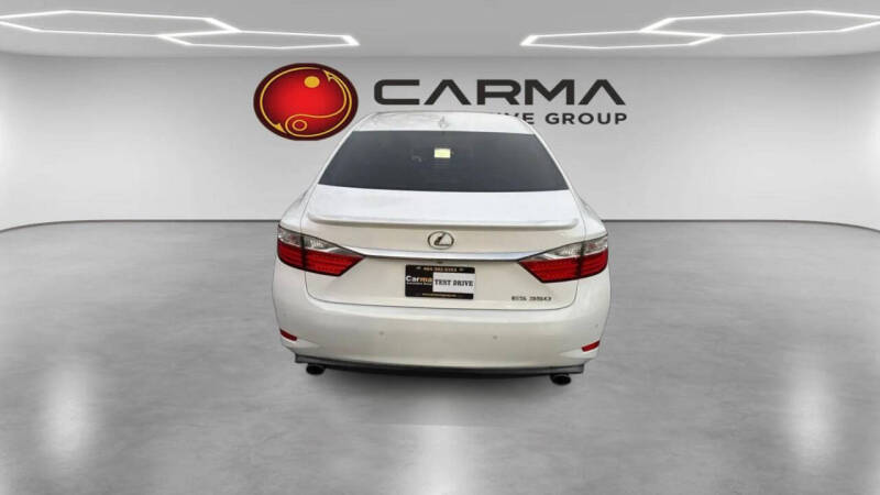 2015 Lexus ES 350 Crafted Line