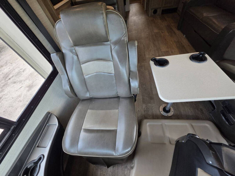 2018 Jayco Precept