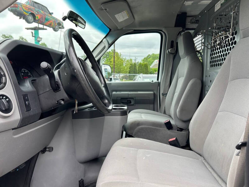 2014 Ford E-Series E-250