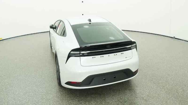 2026 Toyota Prius Plug-in Hybrid SE