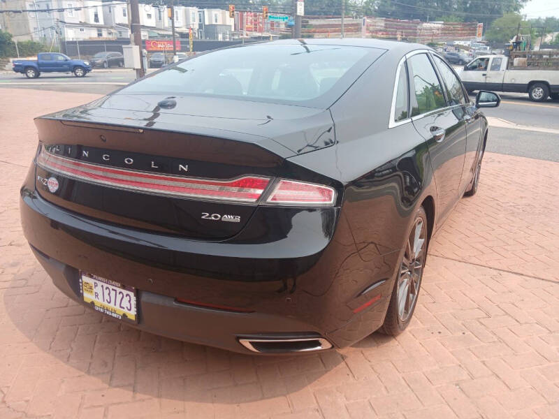 2016 Lincoln MKZ