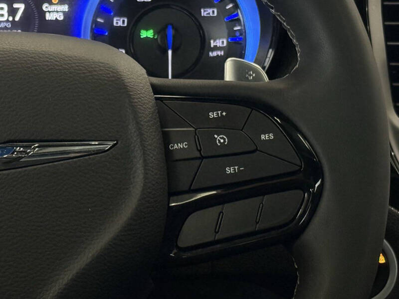 2022 Chrysler 300 S V6