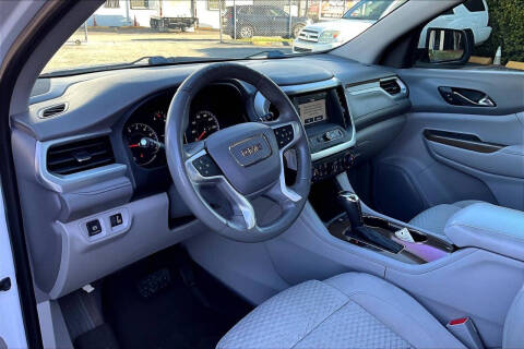 2017 GMC Acadia SLE-1