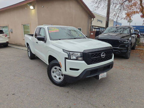 2023 Nissan Frontier S