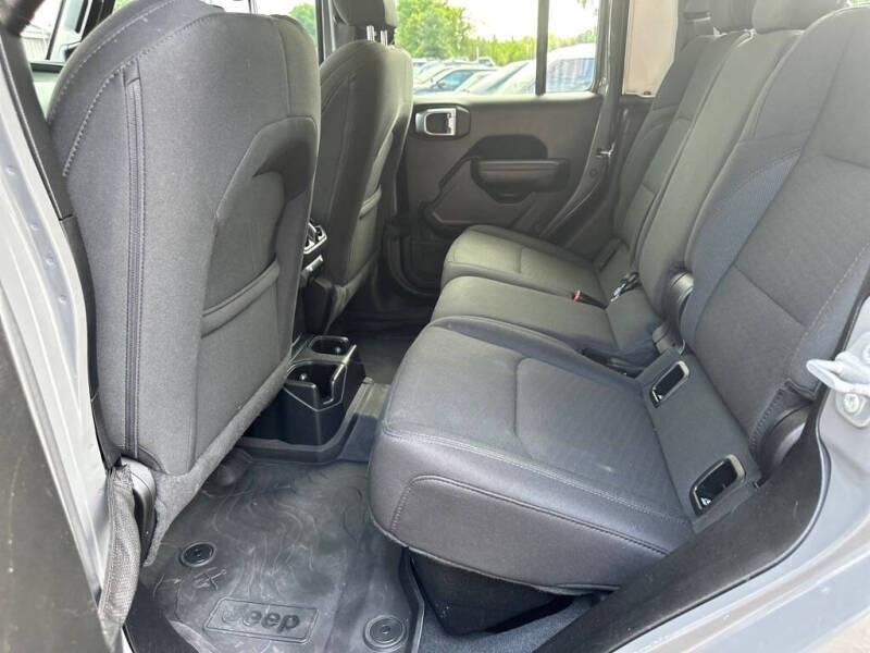 2022 Jeep Gladiator Willys