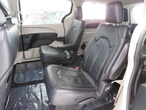 2019 Chrysler Pacifica Touring L