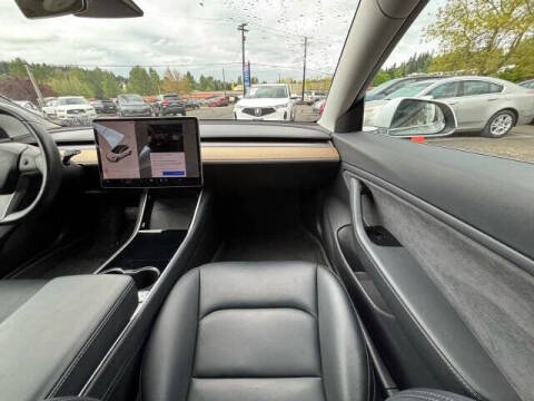 2018 Tesla Model 3 Mid Range