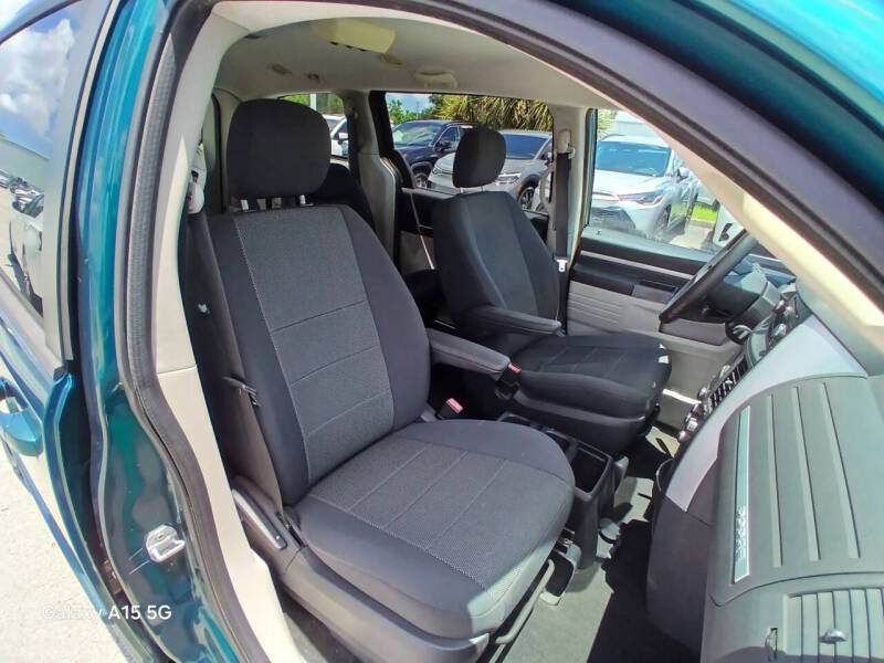 2009 Dodge Grand Caravan SE