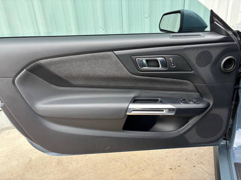 2025 Ford Mustang EcoBoost