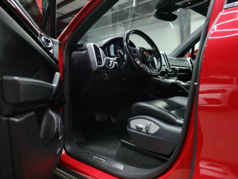 2018 Porsche Cayenne S