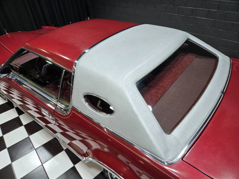 1976 Lincoln Mark IV