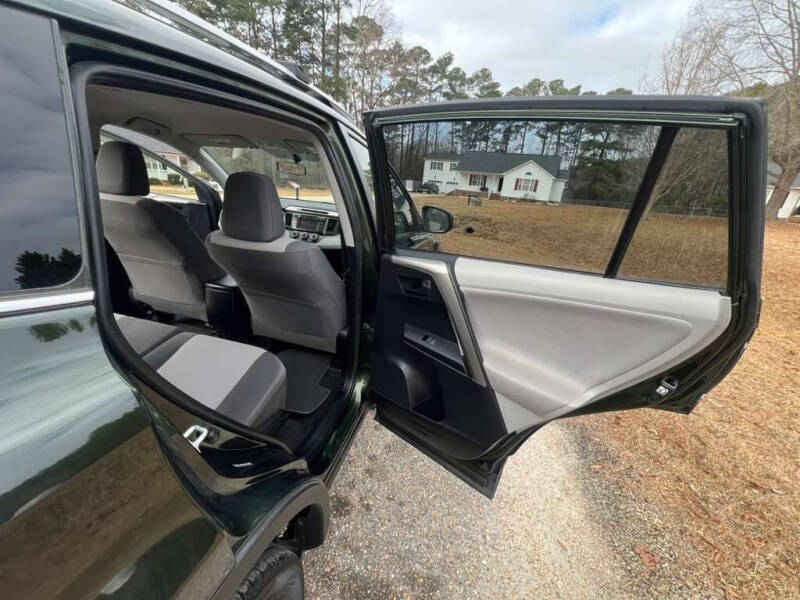 2013 Toyota RAV4 LE