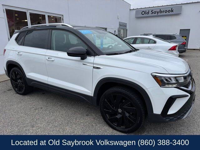 2023 Volkswagen Taos SE 4Motion