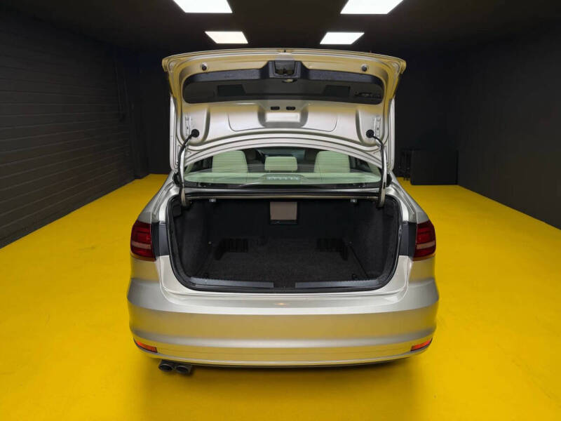 2016 Volkswagen Jetta