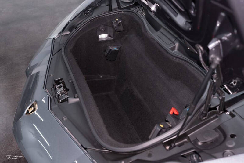 2019 Lamborghini Aventador LP 740-4 S