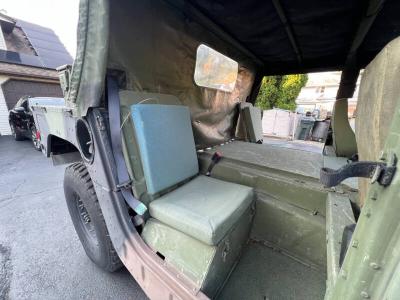 1988 AM General M1097R1 HMMWV