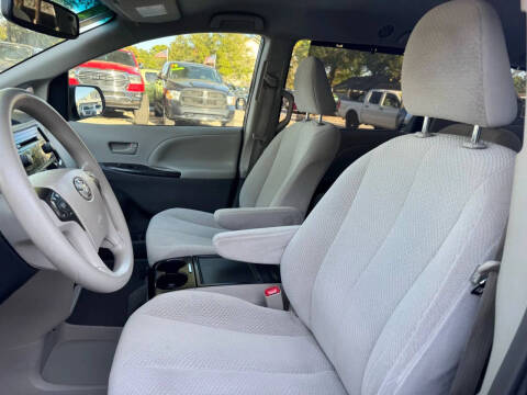 2013 Toyota Sienna