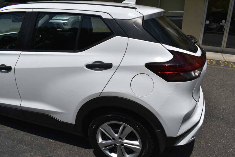 2021 Nissan Kicks S
