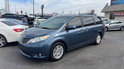 2014 Toyota Sienna