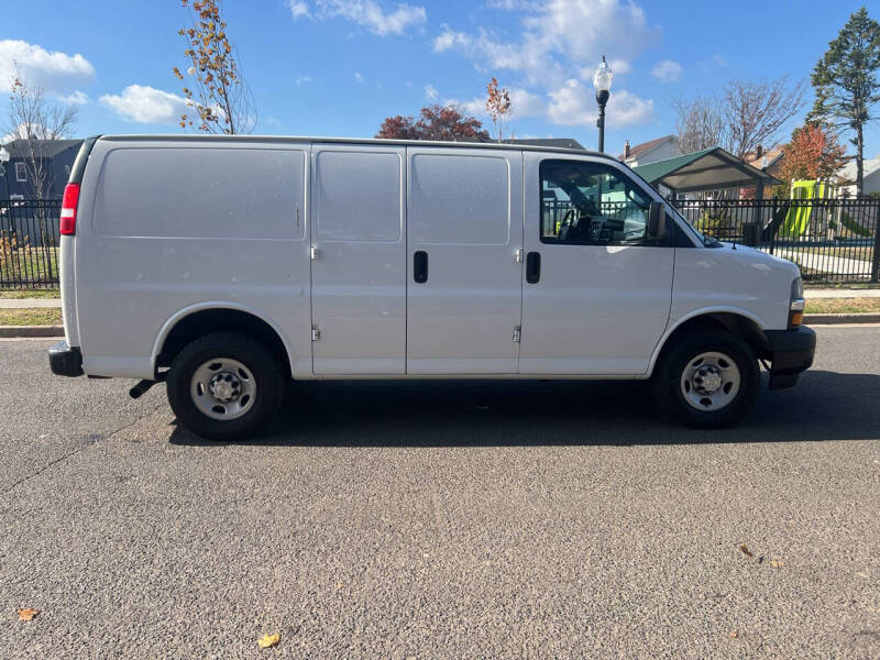 2024 Chevrolet Express 2500