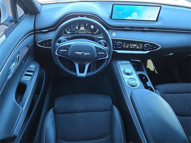 2023 Genesis GV70 2.5T Standard