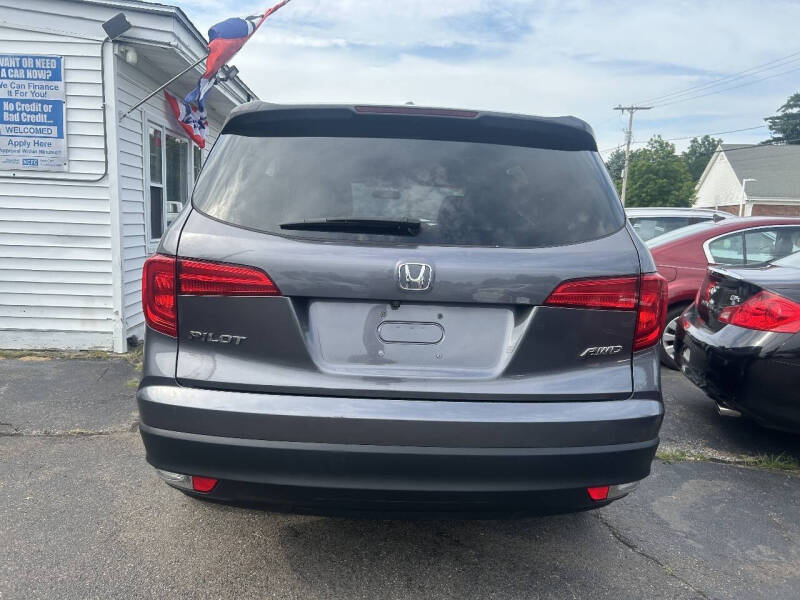 2017 Honda Pilot EX