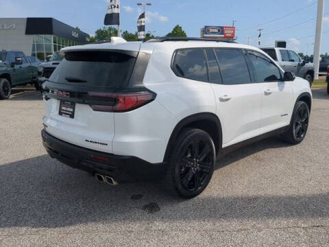 2025 GMC Acadia Elevation