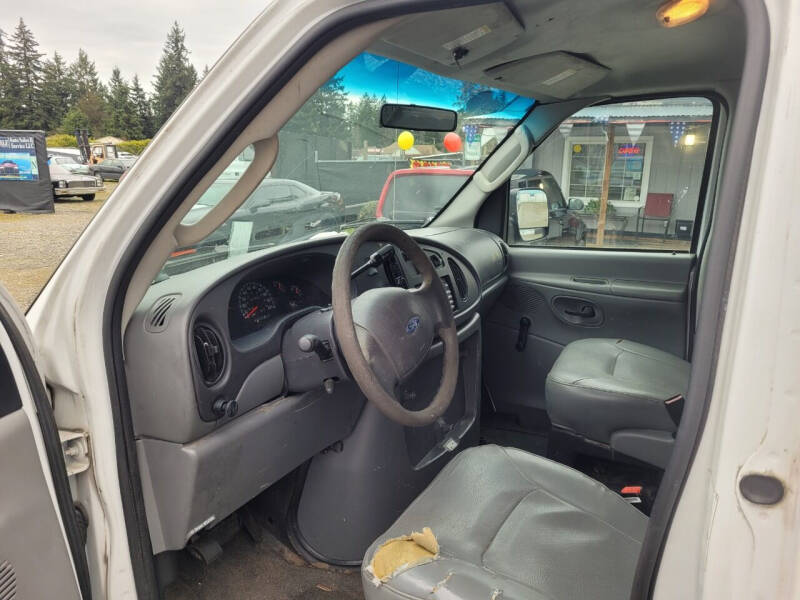 2003 Ford E-Series E-250