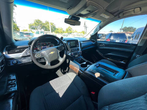 2015 Chevrolet Suburban LS