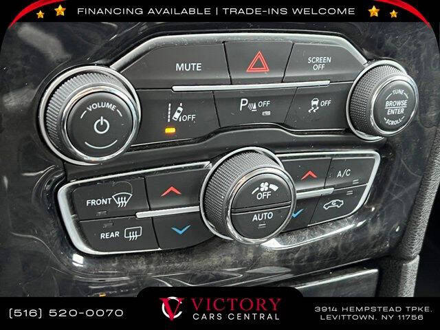 2023 Chrysler 300 Touring L