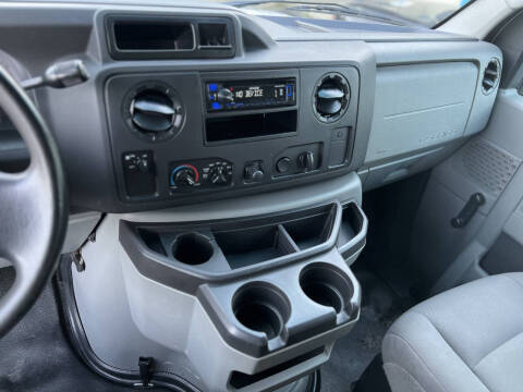 2010 Ford E-Series E-150