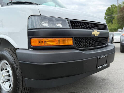 2022 Chevrolet Express 2500