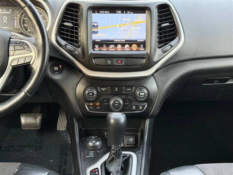 2018 Jeep Cherokee Latitude Plus