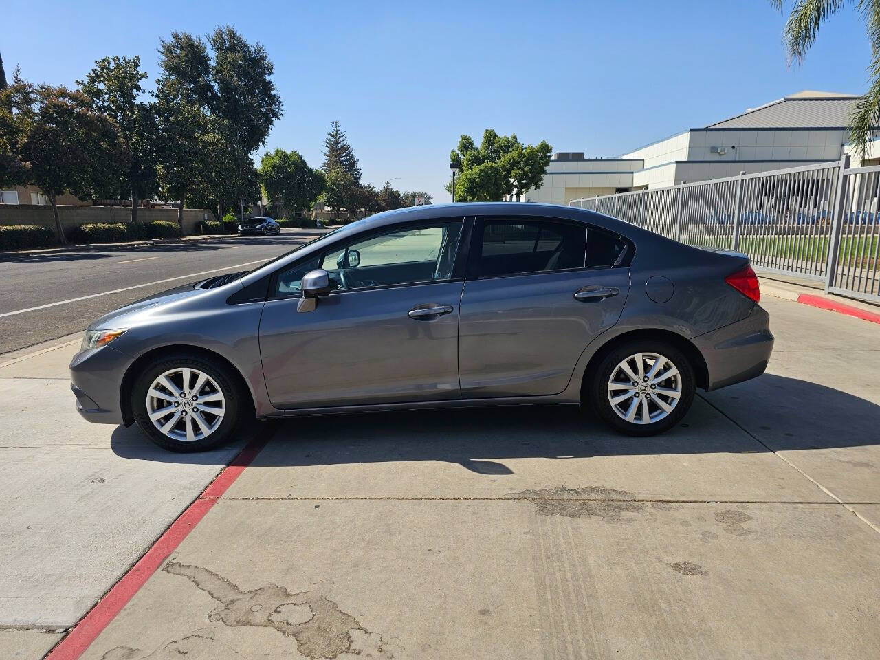 2012 Honda Civic for sale at SPEED VALLEY MOTORS in Sanger, CA