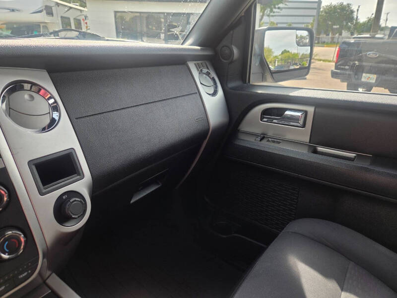 2017 Ford Expedition XLT