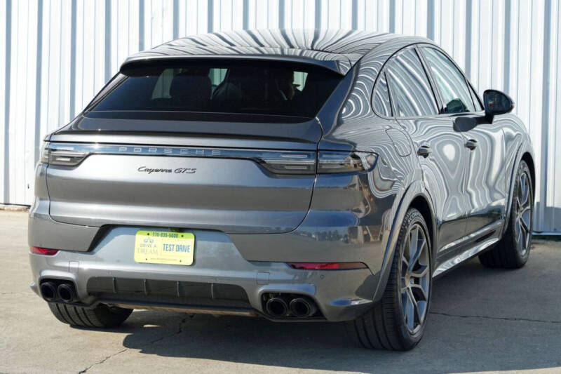 2022 Porsche Cayenne GTS Coupe