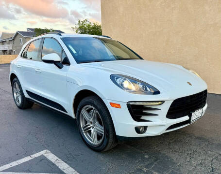 2015 Porsche Macan S