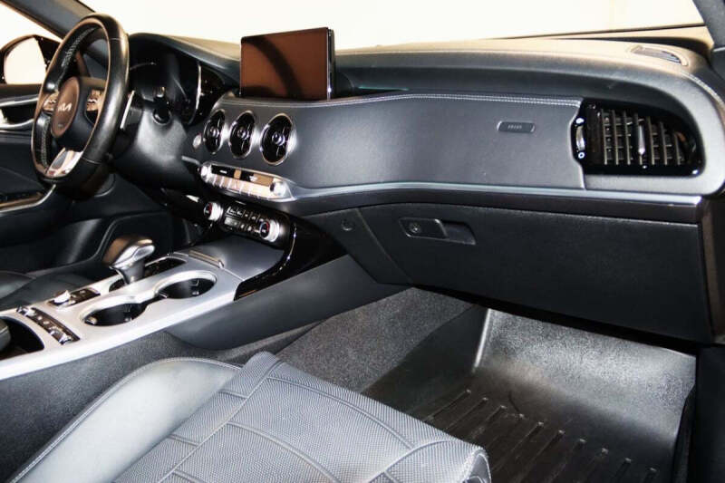 2022 Kia Stinger